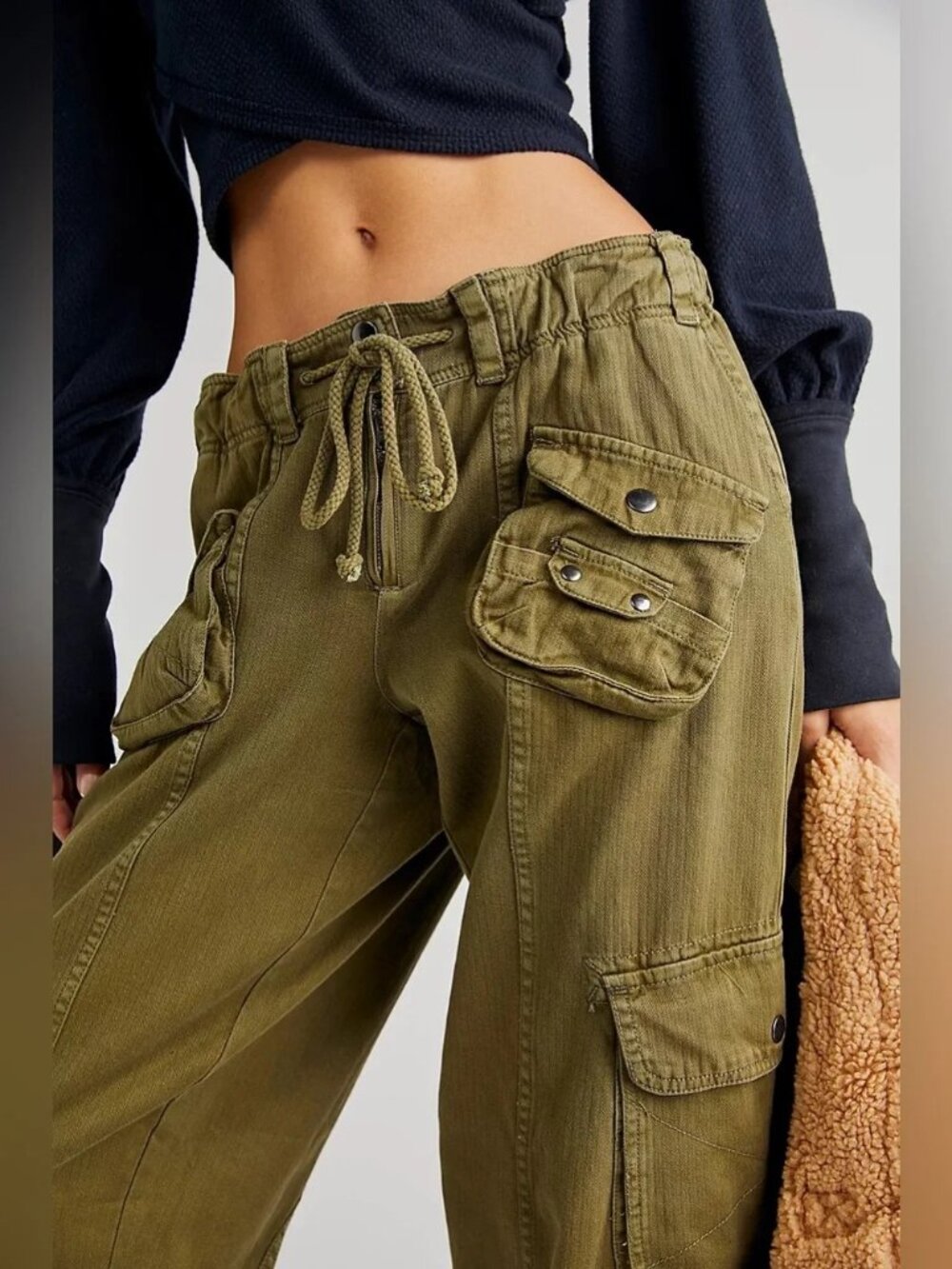 Free People Tahiti Cargo Pants in Olive Green Size Small - Picture 3 of 10